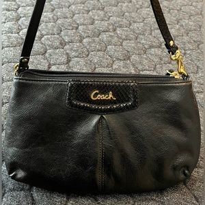 Vintage black leather Coach clutch